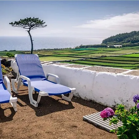 Casa Do Miradouro Holiday home *